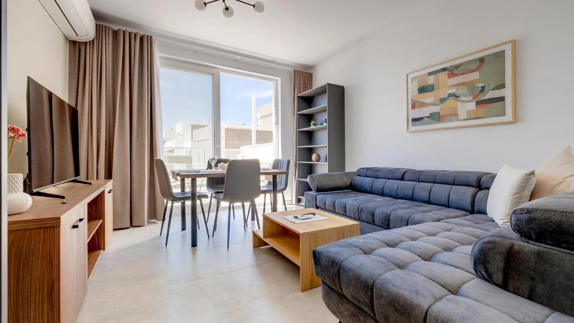Apartment Stylish Penthouse Rooftop Hot Tub Harbour Views Sliema Malta