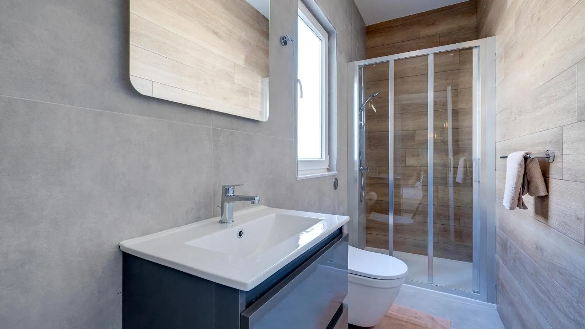 Stylish Penthouse Rooftop Hot Tub Harbour Views Sliema 0*,  Malta