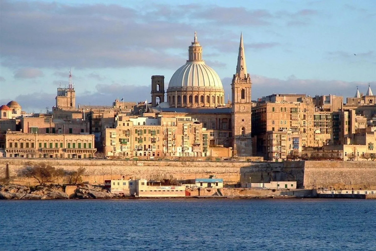 Stylish Penthouse Rooftop Hot Tub Harbour Views Sliema 0*,  Malta