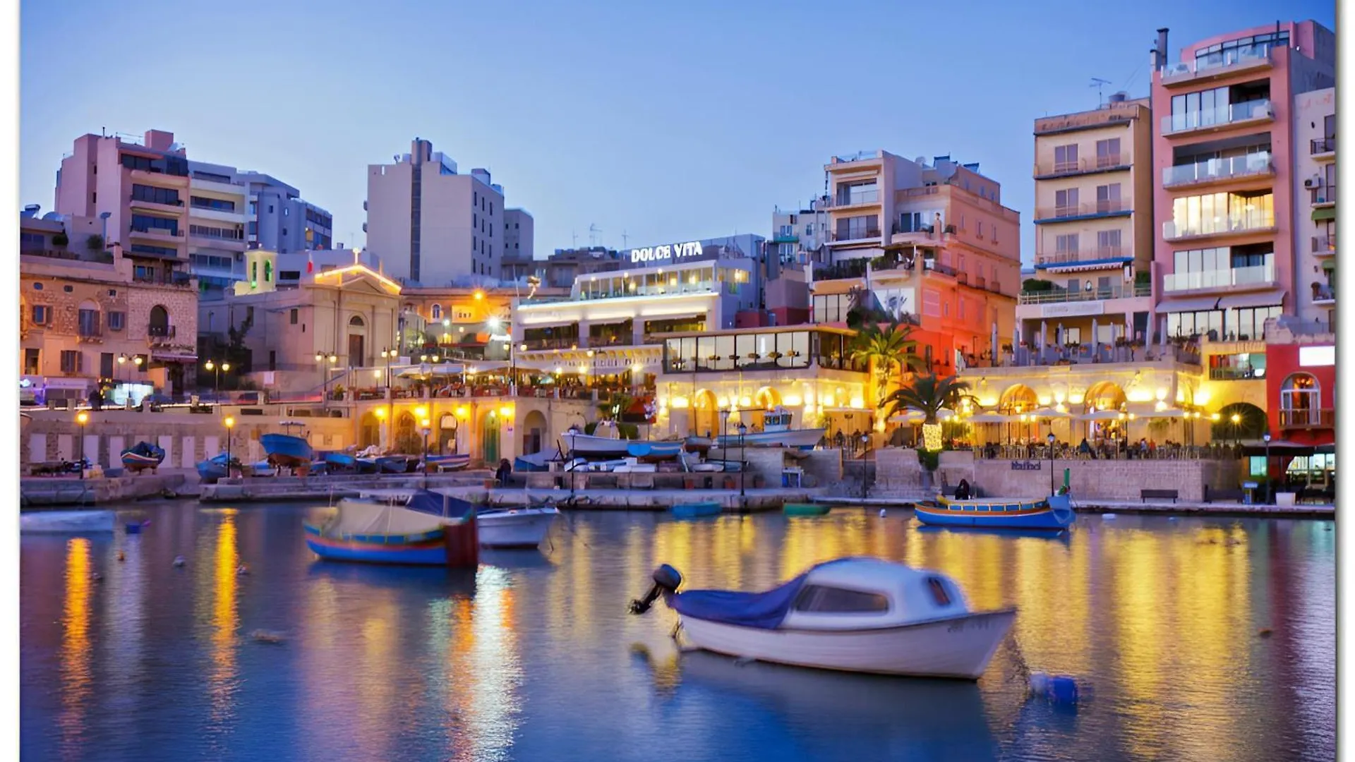 Apartment Stylish Penthouse Rooftop Hot Tub Harbour Views Sliema